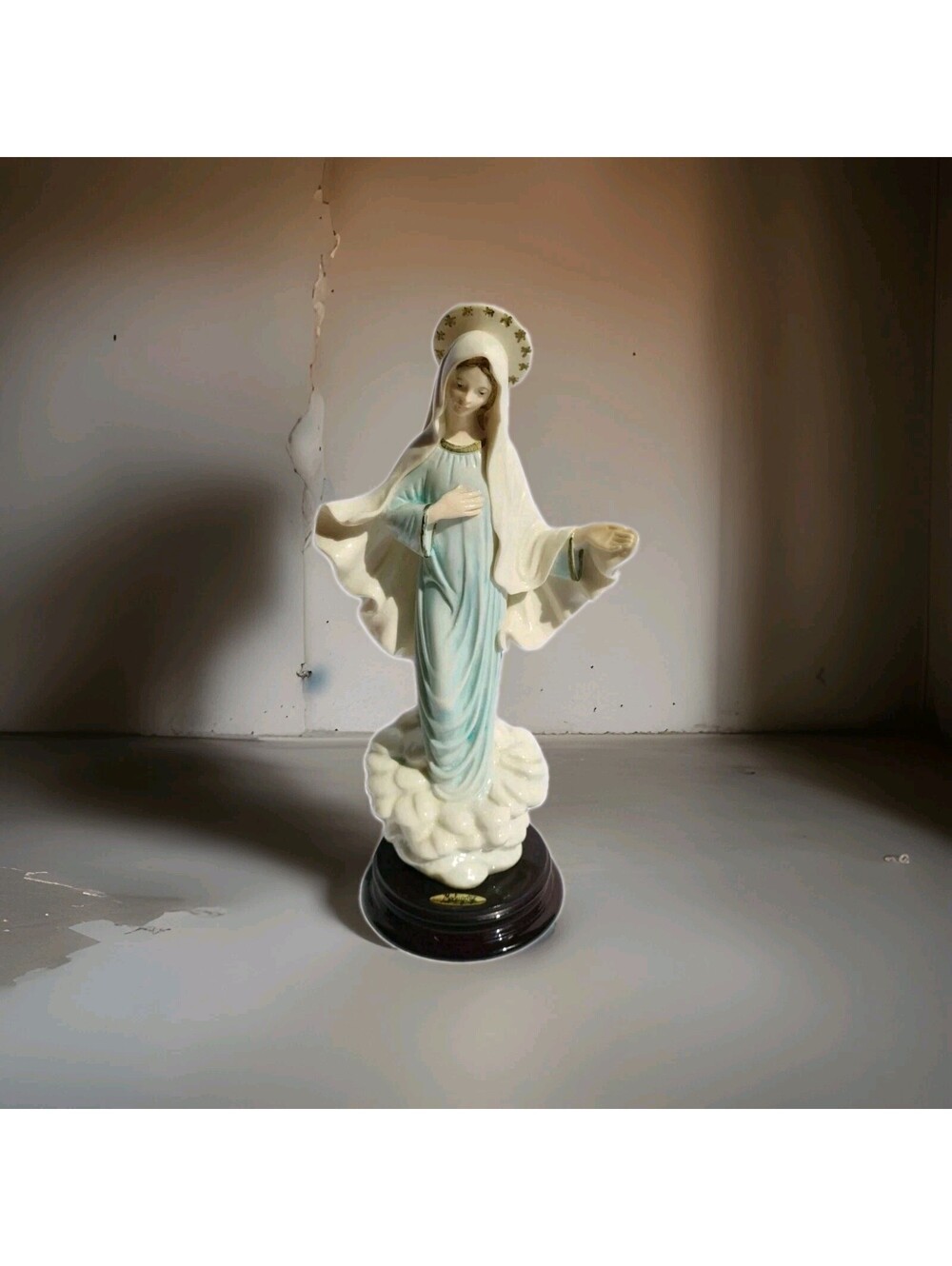 Vintage Italian~Catholic~Mother Madonna Figurine Capodimonte Florence Jesus